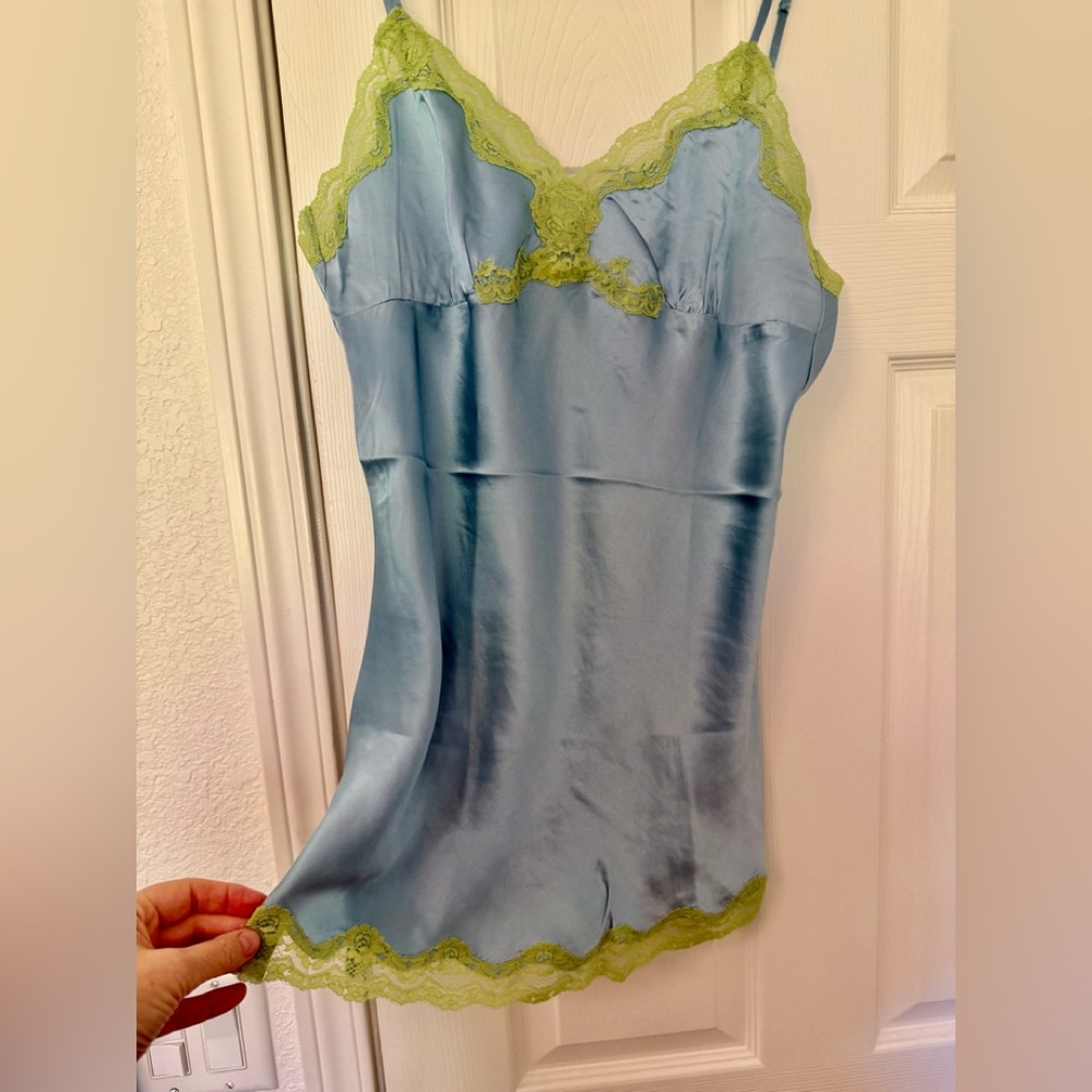 Gold Hawk NWT Tiffany Blue Silk Camisole ✨🩷HOST PICK 🩷✨